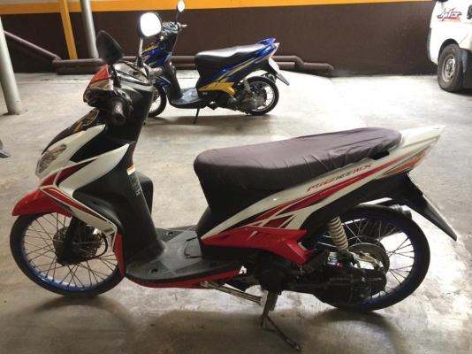 ขาย MIO 125 ปี 53 2 คันๆละ 15,000 บาท เล่มพร้อมโอน