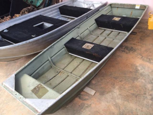 ขายเรือนั่งอลูมิเนียม 12 ฟุต นำเข้าจากญี่ปุ่น ติดต่อ 081-2990958/089-8368497 (เจ้าของขายเอง) ขายเรือนั่งอลูมิเนียม 12 ฟุต นำเข้าจากญี่ปุ่น ติดต่อ 081-2990958/089-8368497 (เจ้าของขายเอง)