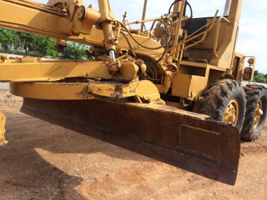 ขายรถเกรด KOMATSU GD376H (ขนาดเท่า CAT 120G ใบมีด 12 ฟุต) สภาพพร้อมใช้งาน มี VDO การทำงานครับ