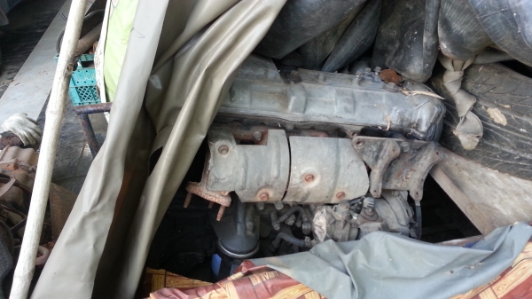 ขายเครื่องยนต์ 2L มีเลข และ 3RZ