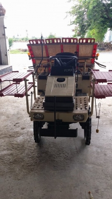 รถปลูกข้าวนั่งขับ YANMAR พร้อมกล่องหยอดปุ๋ยด้านหลัง เก่าญี่ปุ่น สภาพสวย เครื่องยนต์ติดง่าย สภาพพร้อมใช้งาน