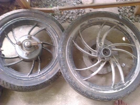 ขายล้อ xs  ราคา 3500