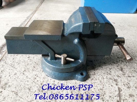 ปากกาจับเหล็กตั๊งโต๊ะ 5 นิ้ว มีทั่งและฐานหมุน มาให้ครบ พร้อมลุยงาน ไม่ต้องไปซื้ออะไรเพิ่มครับ คุ้มค่า คุณภาพเกินราคา ปากกาจับเหล็กตั๊งโต๊ะ 5 นิ้ว มีทั่งและฐานหมุน มาให้ครบ พร้อมลุยงาน ไม่ต้องไปซื้ออะไรเพิ่มครับ คุ้มค่า คุณภาพเกินราคา