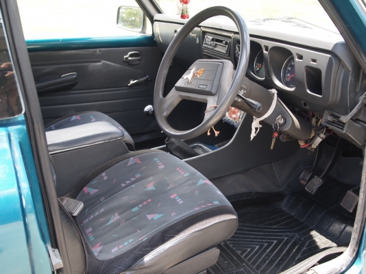 Mazda Familia 1300 แคป 5 เกียร์ Mazda Familia 1300 แคป 5 เกียร์