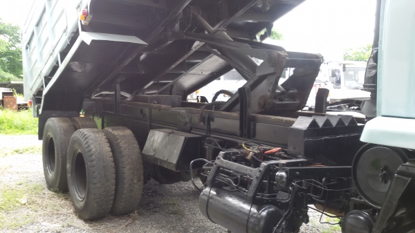 ขาย 10 ล้อดั๊ม อีซูซุ 240 แรง ปี94