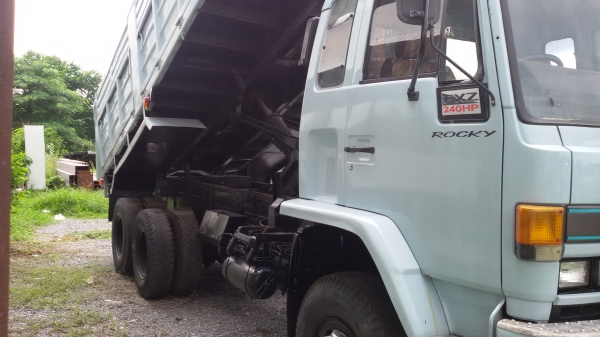 ขาย 10 ล้อดั๊ม อีซูซุ 240 แรง ปี94