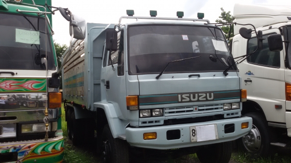 ขาย 10 ล้อดั๊ม อีซูซุ 210 แรง ขาย 10 ล้อดั๊ม อีซูซุ 210 แรง