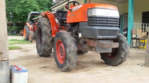 ขายครับ Kubota L3408 สภาพสวยๆครับ 34 แรง สองเพลา เพาเวอร์ ครับ