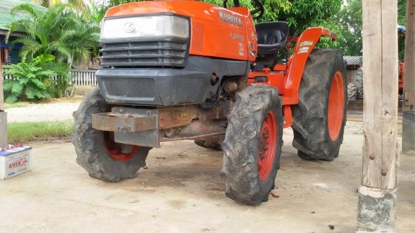 ขายครับ Kubota L3408 สภาพสวยๆครับ 34 แรง สองเพลา เพาเวอร์ ครับ