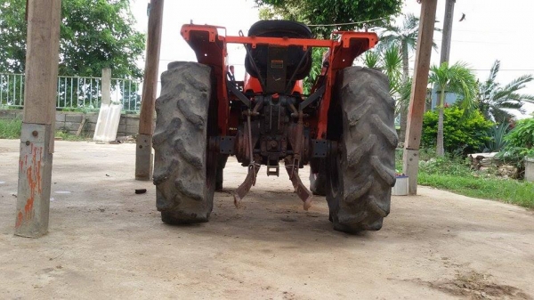 ขายครับ Kubota L3408 สภาพสวยๆครับ 34 แรง สองเพลา เพาเวอร์ ครับ