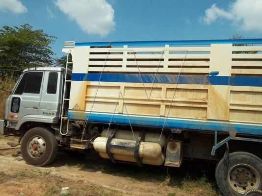 ขาย นิสสัน UD CWM430HT / ติดแก๊ส NGV 100\% 10 ถัง / สองเพลาดั๊ม ( มีขาย 5 คัน )