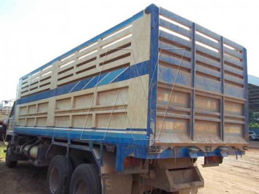 ขาย นิสสัน UD CWM430HT / ติดแก๊ส NGV 100\% 10 ถัง / สองเพลาดั๊ม ( มีขาย 5 คัน )