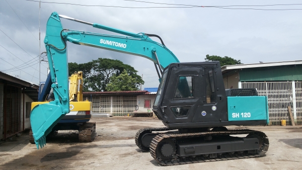 ขายด่วนรถเเม็คโครSUMITOMO SH260 F2 รุ่นSH120F2เทียบเท่าSK120รถสวยพร้อมใช้ยังไม่เคยใช้งานในเมืองไทยเลย ขายด่วนรถเเม็คโครSUMITOMO SH260 F2 รุ่นSH120F2เทียบเท่าSK120รถสวยพร้อมใช้ยังไม่เคยใช้งานในเมืองไทยเลย