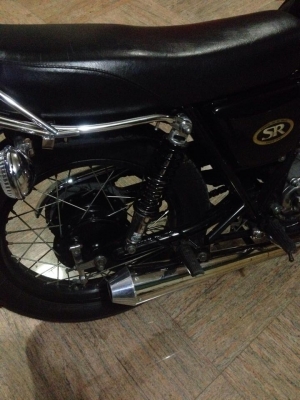 ขาย แลก SR400 ทะเบียนปี2000 ใสปริ๊ง ของแต่งเยอะ