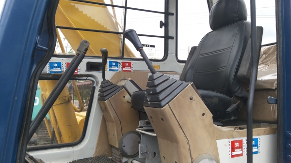 รถเเม็คโคร KOBELCO SK120มาร์คที ซีเรียสูงมากชั่วโม่งทำงานน้อยอาร์มพิเศษ รถนำเข้าเก่าญี่ปุ่นแท้ไม่เคยใช้งานเมืองไทยเลย รถเเม็คโคร KOBELCO SK120มาร์คที ซีเรียสูงมากชั่วโม่งทำงานน้อยอาร์มพิเศษ รถนำเข้าเก่าญี่ปุ่นแท้ไม่เคยใช้งานเมืองไทยเลย