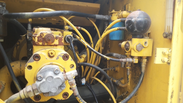 รถเเม็คโคร KOBELCO SK120มาร์คที ซีเรียสูงมากชั่วโม่งทำงานน้อยอาร์มพิเศษ รถนำเข้าเก่าญี่ปุ่นแท้ไม่เคยใช้งานเมืองไทยเลย รถเเม็คโคร KOBELCO SK120มาร์คที ซีเรียสูงมากชั่วโม่งทำงานน้อยอาร์มพิเศษ รถนำเข้าเก่าญี่ปุ่นแท้ไม่เคยใช้งานเมืองไทยเลย