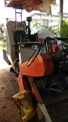 ขายคูโบต้่าdc60plus2คันพร้อมพ่วงลาก759000บาท