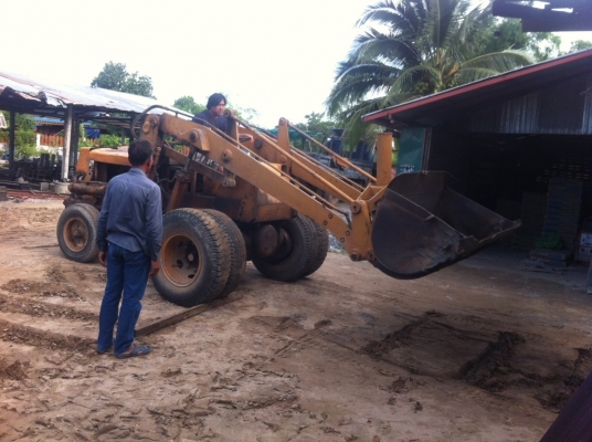 ขายด่วน รถตัก KOMATSU HD25 รถสวย สภาพพร้อมใช้งาน  ราคาถูก