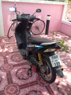 ขาย honda click ตัวแรก พร้อมใช้งาน คอมบายเบรค สภาพเดิมๆ
