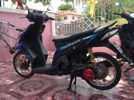ขาย honda click ตัวแรก พร้อมใช้งาน คอมบายเบรค สภาพเดิมๆ