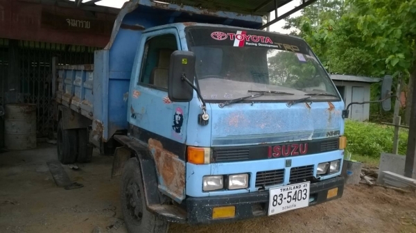 ขาย 6 ล้อดั้ม ไดฮัทสุ วางหัว NKR เครื่อง 4HF1 120 แรงม้า เฟืองท้าย F พวงมาลัยพาวเวอร์ ทะเบียนพร้อมโอนครับ ขาย 6 ล้อดั้ม ไดฮัทสุ วางหัว NKR เครื่อง 4HF1 120 แรงม้า เฟืองท้าย F พวงมาลัยพาวเวอร์ ทะเบียนพร้อมโอนครับ