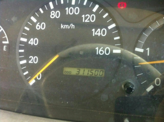 รถฮีโน่ 6 ล้อ ตู้แห้ง 121 แรงม้า. ปี 48 สนใจติดต่อ 081 - 6079515 รถฮีโน่ 6 ล้อ ตู้แห้ง 121 แรงม้า. ปี 48 สนใจติดต่อ 081 - 6079515