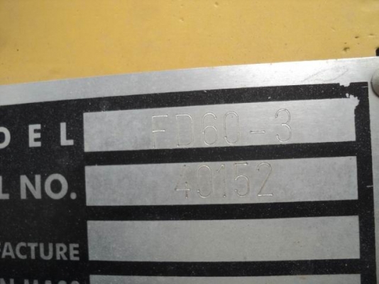 ขายรถยกkomatsu7ตัน.รุ่น6ขีด3แรง...ฉุดกระชาก...ยกแรง..โช๊คคู่