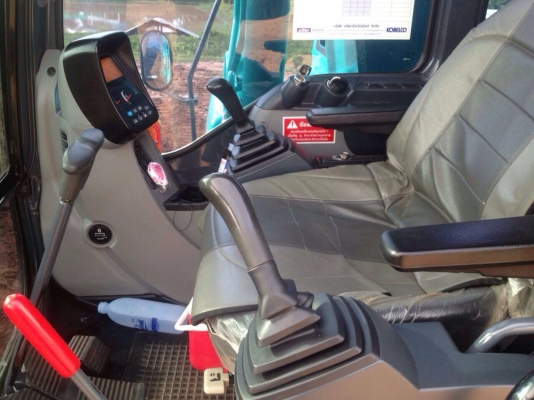 ขายดาว์นรถแบ็คโฮ KOBELCO SK 140 super ไมล์ชั่วโมง 3,1xx  รถสวย