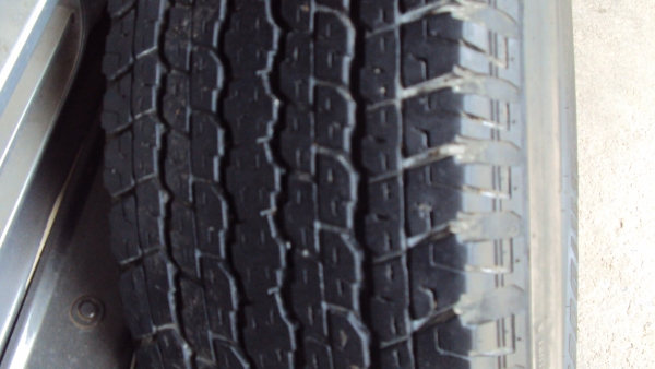 ขายแม็กพร้อมยาง265 70 16มี1วงเอาไว้ทำอะไหล่ ขายแม็กพร้อมยาง265 70 16มี1วงเอาไว้ทำอะไหล่