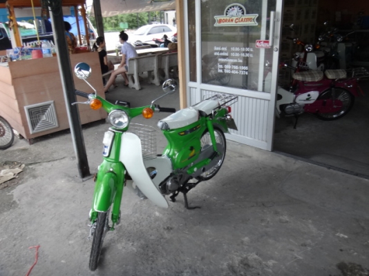 ขายc70สีเขียวตองโกดังรถโบราณมาใหม่สวยๆอีกเครื่องเดิมมีทะเบียนโอนอยู่กทมบางแค(ร้านโบราณคลาสสิคเจ้าเก่า)