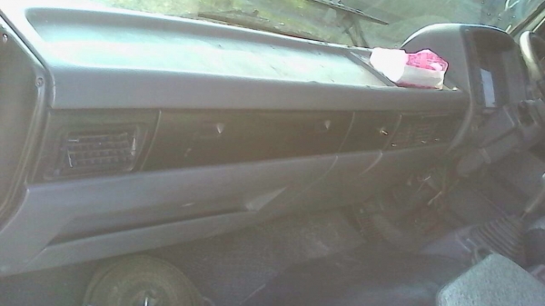 ขายรถบรรทุกหกล้อติดเครน HINO FF1JMKA เครื่อง JO8C-210 แรง ทะเบียนพร้อม