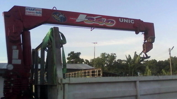 ขายรถบรรทุกหกล้อติดเครน HINO FF1JMKA เครื่อง JO8C-210 แรง ทะเบียนพร้อม