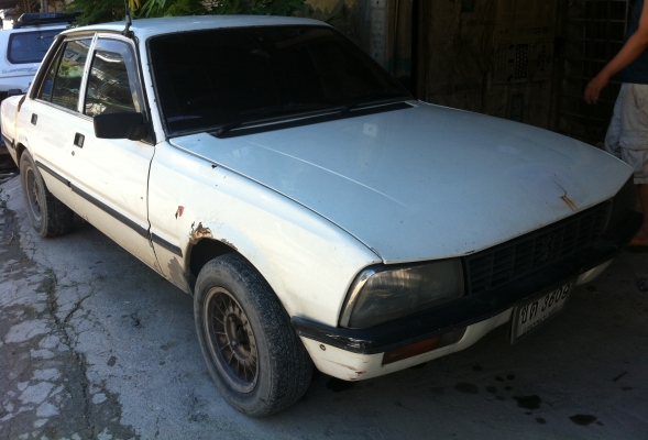 รถยนต์ PEUGEOT 505