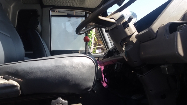 ขายหัวลาก NISSAN 230 แรง  เพลาเดียว 0616294646