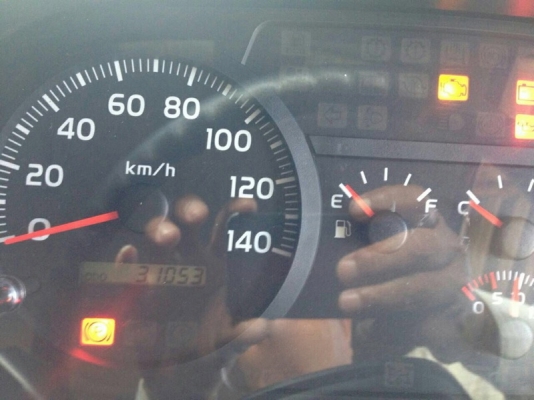 รถฮีโน่ 6 ล้อดั้ม 175 แรงม้า. ปี 56 สนใจติดต่อ 081 - 6079515 รถฮีโน่ 6 ล้อดั้ม 175 แรงม้า. ปี 56 สนใจติดต่อ 081 - 6079515