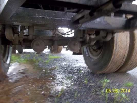 ขาย1200000 บาท 18ล้อ ไม่ดั้มร็อค 240 แรง