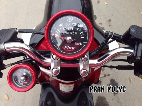 ขาย yamaha fino สีขาวเเดง ปี2013 ขาย yamaha fino สีขาวเเดง ปี2013