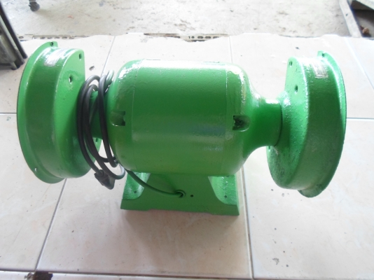 หินเจียร 6 นิ้ว ยี่ห้อ Bench  Grinder  พร้อมใช้ไฟบ้าน  2300