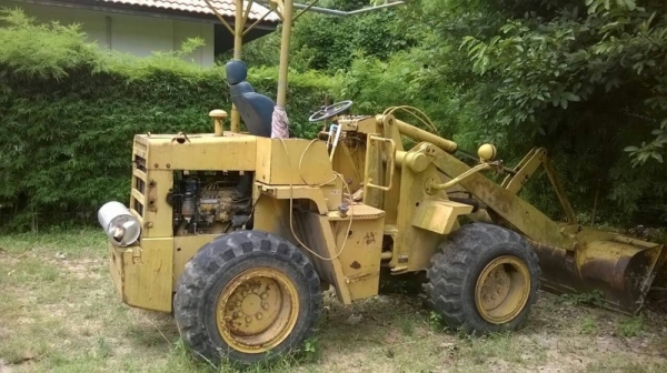 รถตัก KOMATSU  507.    สนใจติดต่อ  081 - 6079515