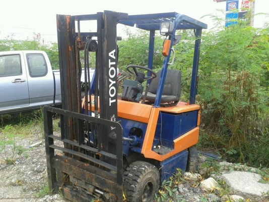 ขายรถฟอร์คลิฟต์ไฟฟ้า 2 ตัน ยี่ห้อ TOYOTA ขายรถฟอร์คลิฟต์ไฟฟ้า 2 ตัน ยี่ห้อ TOYOTA
