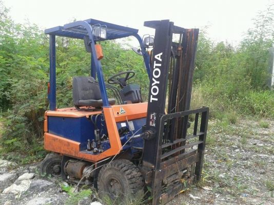 ขายรถฟอร์คลิฟต์ไฟฟ้า 2 ตัน ยี่ห้อ TOYOTA ขายรถฟอร์คลิฟต์ไฟฟ้า 2 ตัน ยี่ห้อ TOYOTA