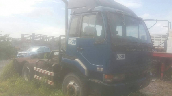 นิสสัน.10ล้อ.หัวลาก2เพลา.เครื่องPF6.350.ครัชซีสวย.ราคา.620.000บ