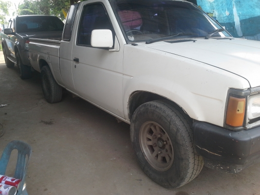 ขาย นิสสัน big m แค็ป สภาพดี คัสซีสวย เอกสารพร้อมโอน ราคาต่อลองได้ 70000 ขาย นิสสัน big m แค็ป สภาพดี คัสซีสวย เอกสารพร้อมโอน ราคาต่อลองได้ 70000