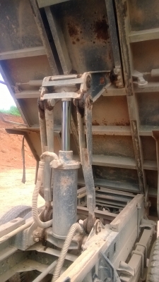 700000ขายรถหกล้อดั้ม ISUZU NPR 130 เทอร์โบว์