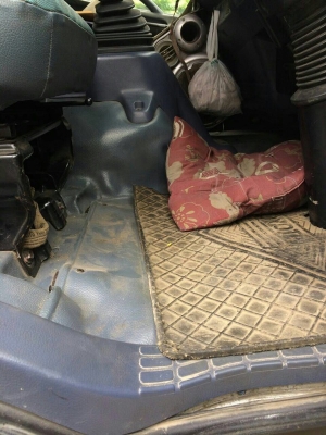 รถฮีโน่ 6 ล้อ FG1J ติดเครน 4.5 ตัน. 220 แรงม้า. ปี 49 สนใจติดต่อ 081 - 6079515 รถฮีโน่ 6 ล้อ FG1J ติดเครน 4.5 ตัน. 220 แรงม้า. ปี 49 สนใจติดต่อ 081 - 6079515