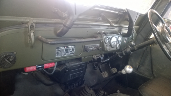 รถจิ๊ป Mitsubishi 4WD รถจิ๊ป Mitsubishi 4WD