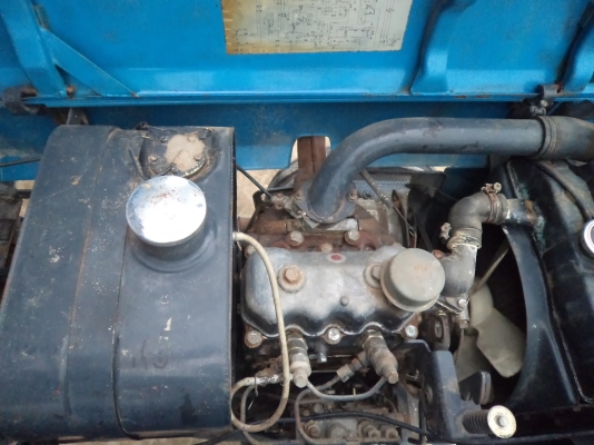 ขายถูกๆคับ 58000บาทรถไถ22แรง อุปกร 2ชุด พร้อมใช้งานคับ