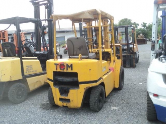 ขายรถโฟลค์ลิฟท์ TCM FD25Z3 2 ตันครึ่ง