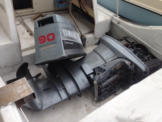 ขายเรือยามาฮ่า 23 ฟุตหัวปิด+เครื่อง 90 แรง ยามาฮ่า 2 จังหวะ