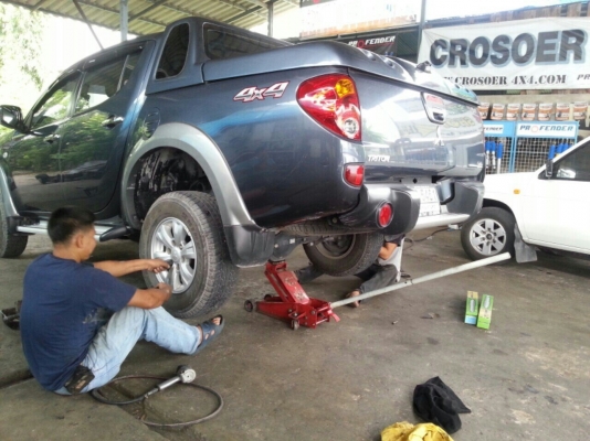 ชุดอัพเกรดช่วงล่าง TriTron by Shock Profender ชุดอัพเกรดช่วงล่าง TriTron by Shock Profender